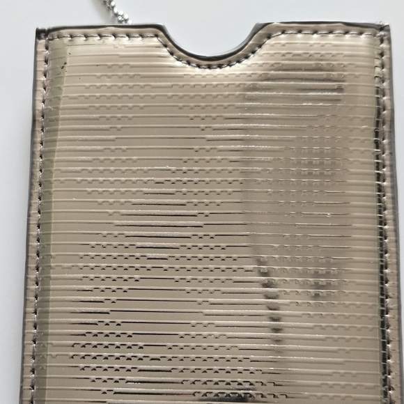 Burberry Parfums Ipod Pouch - Picture 3 of 6